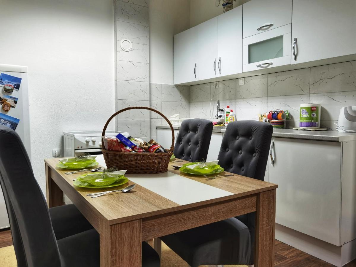 Pale City Center Apartment Екстер'єр фото